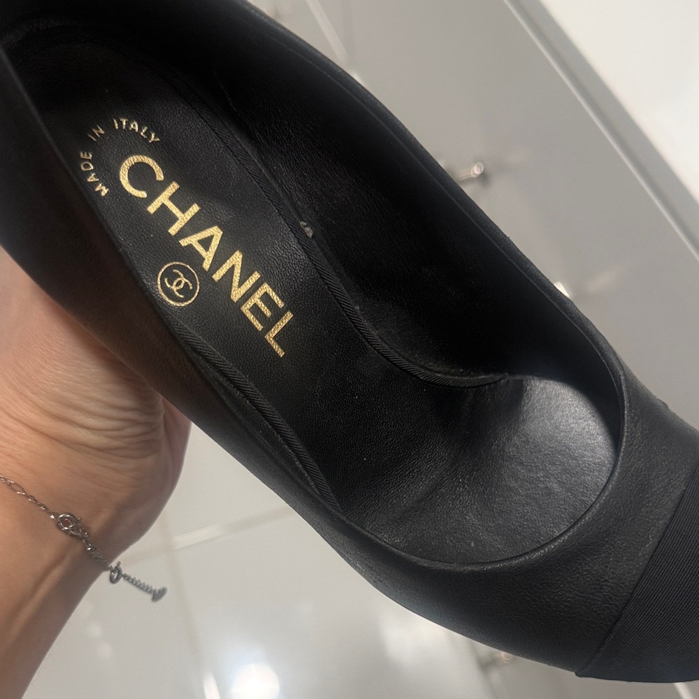 CHANEL Black Leather Classic Pump with Gold Logo